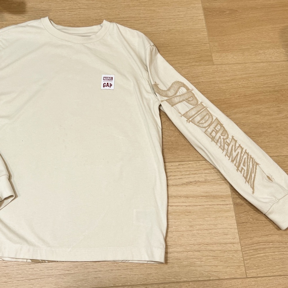 New-GAP Kids Marvel Spiderman Off-White Graphic long sleeve Crewneck 100% cotton